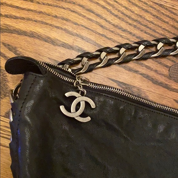 Chanel Chain Link Hobo Bag - Picture 3 of 9